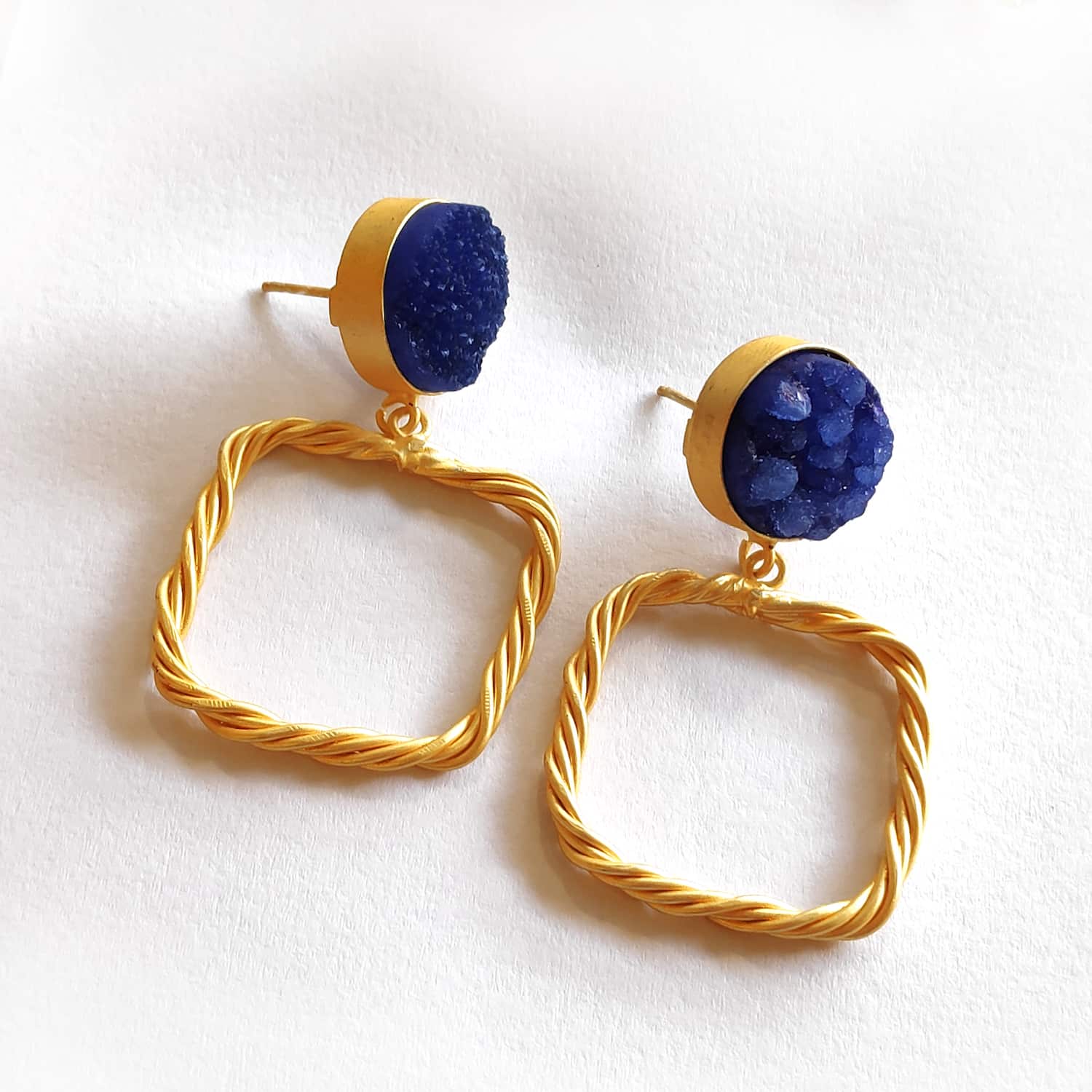 Gold Plated Twisted Wire Outline Druzy Earrings - Ominish Jewels